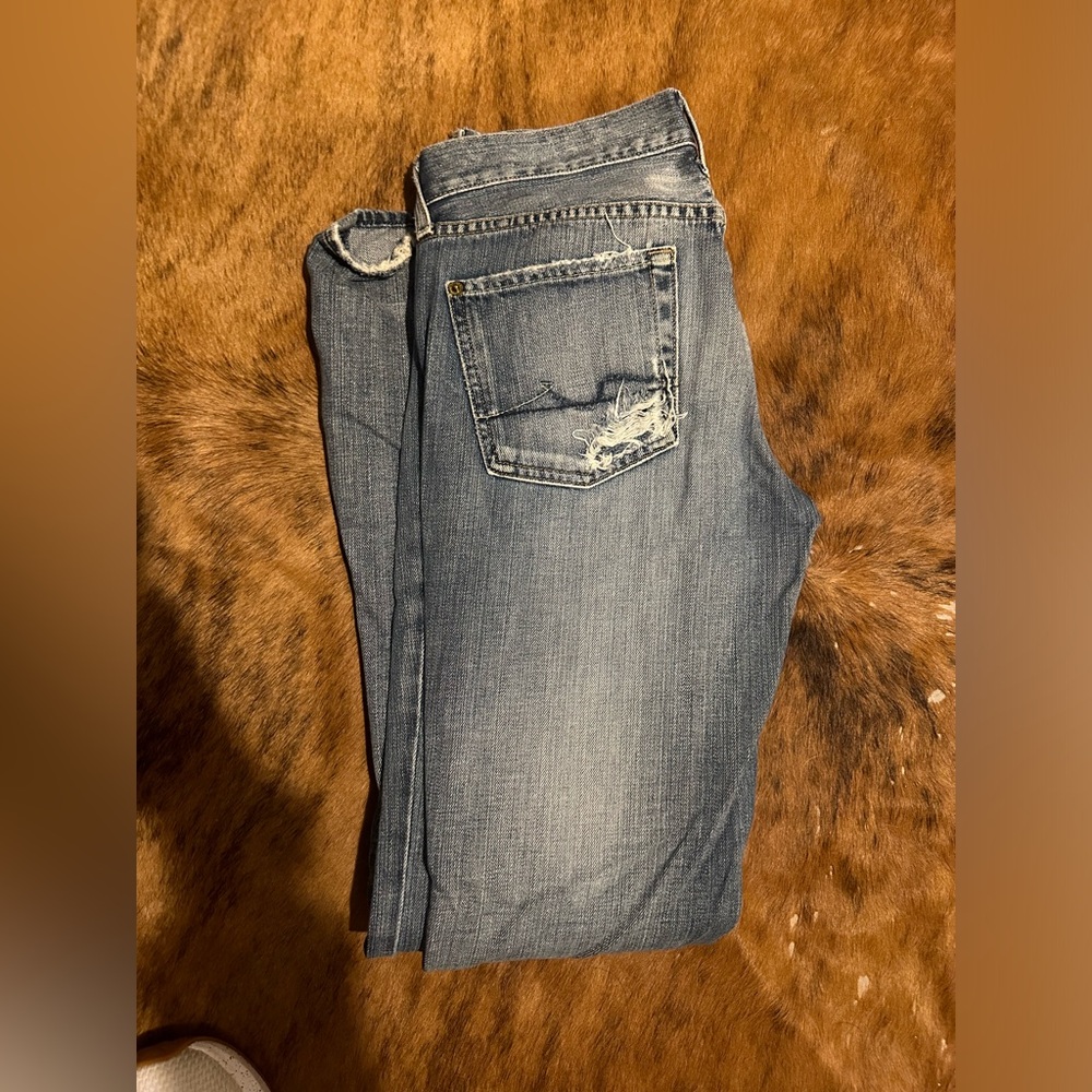7 jeans have a bit of a distressed look super cute!